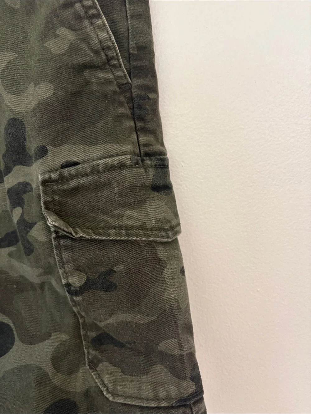 Old Navy Boys' Camo Cargo Shorts - Green/Black